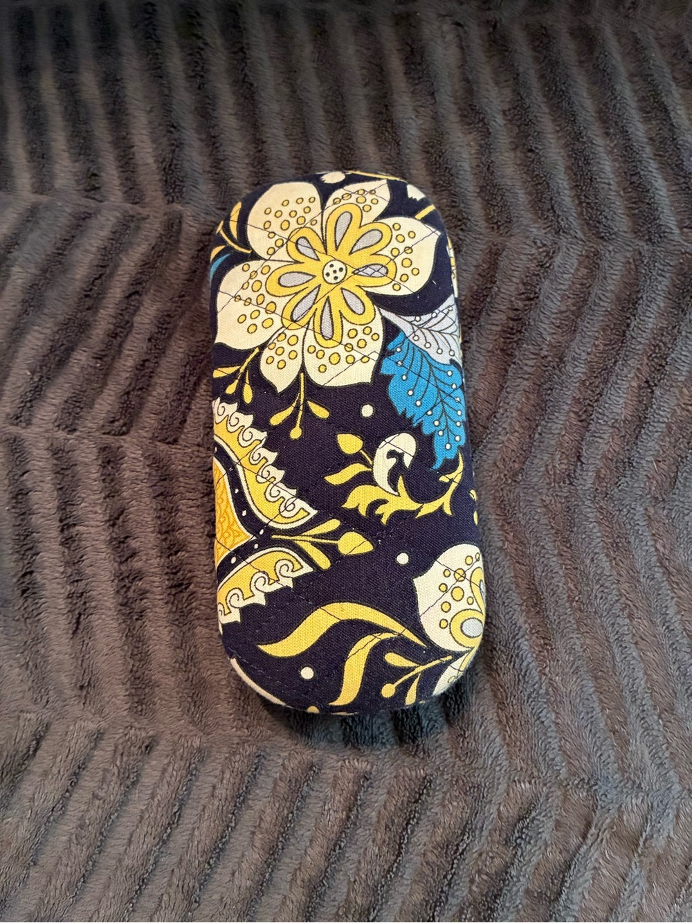 Retired Ellie Blue Vera Bradley Floral Fabric Glasses Case - Blue & Yellow